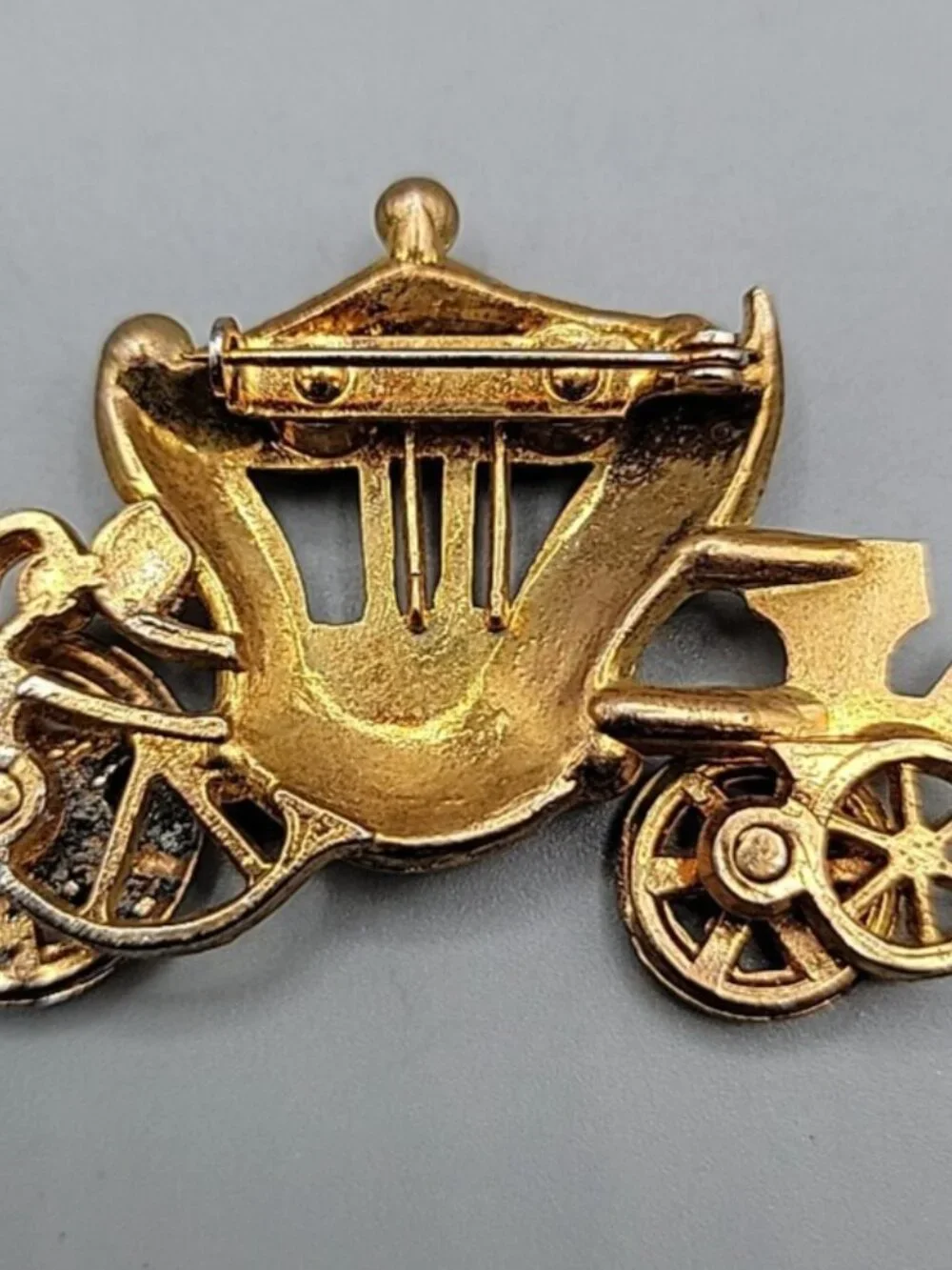 Princess Carriage Brooch Enamel Rhinestones & Faux Pearl Gold Tone Vintage 1940s